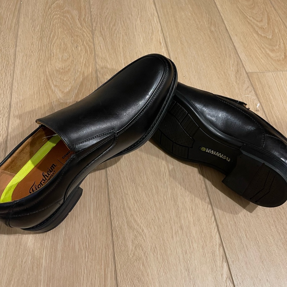 Brand new Florsheim leather shoes